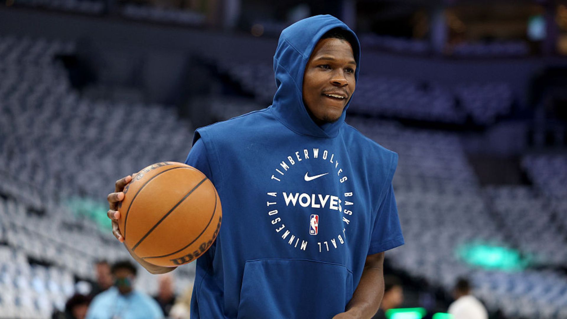 Anthony Edwards em jogo decisivo contra o Oklahoma City Thunder