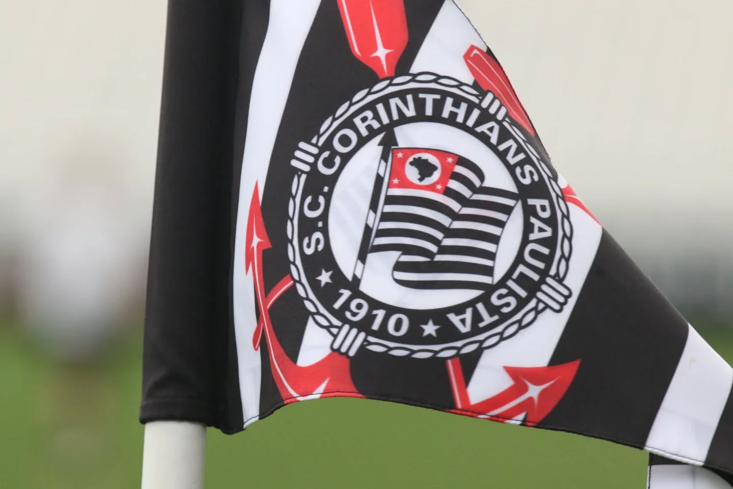 Imagem da defesa do Corinthians se preparando para a nova temporada de 2025