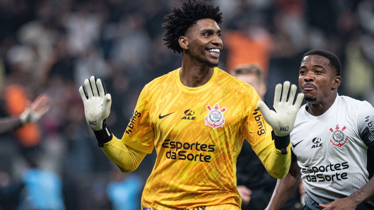news.img_alt Hugo Souza em campo pelo Corinthians: uma mistura de talento e determinação rumo ao sucesso