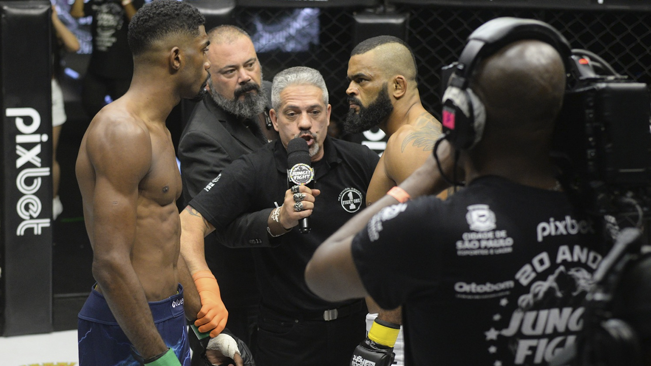 Astro da Maldade vs Soul Glo no Jungle Fight 136