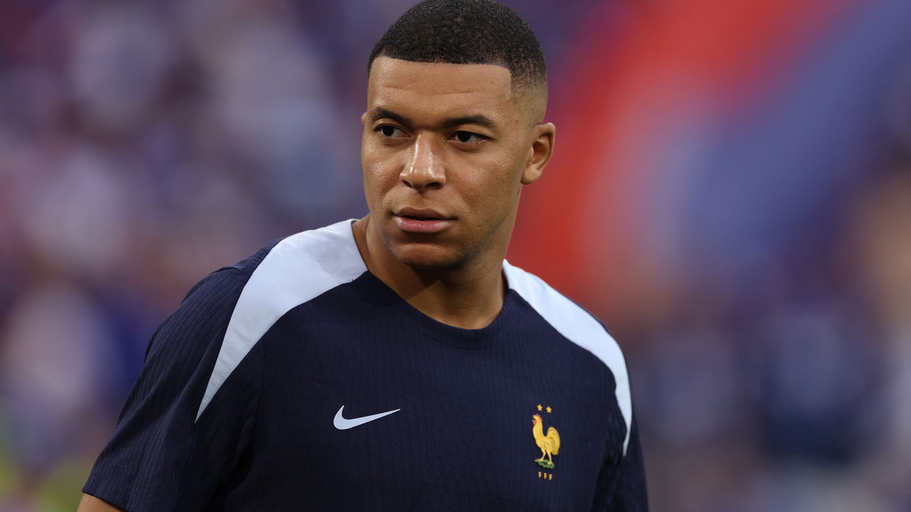news.img_alt Kylian Mbappé em ação pelo Real Madrid
