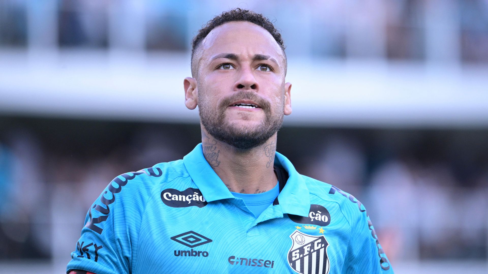 Neymar se desculpa e justifica expulsão em jogo do Santos