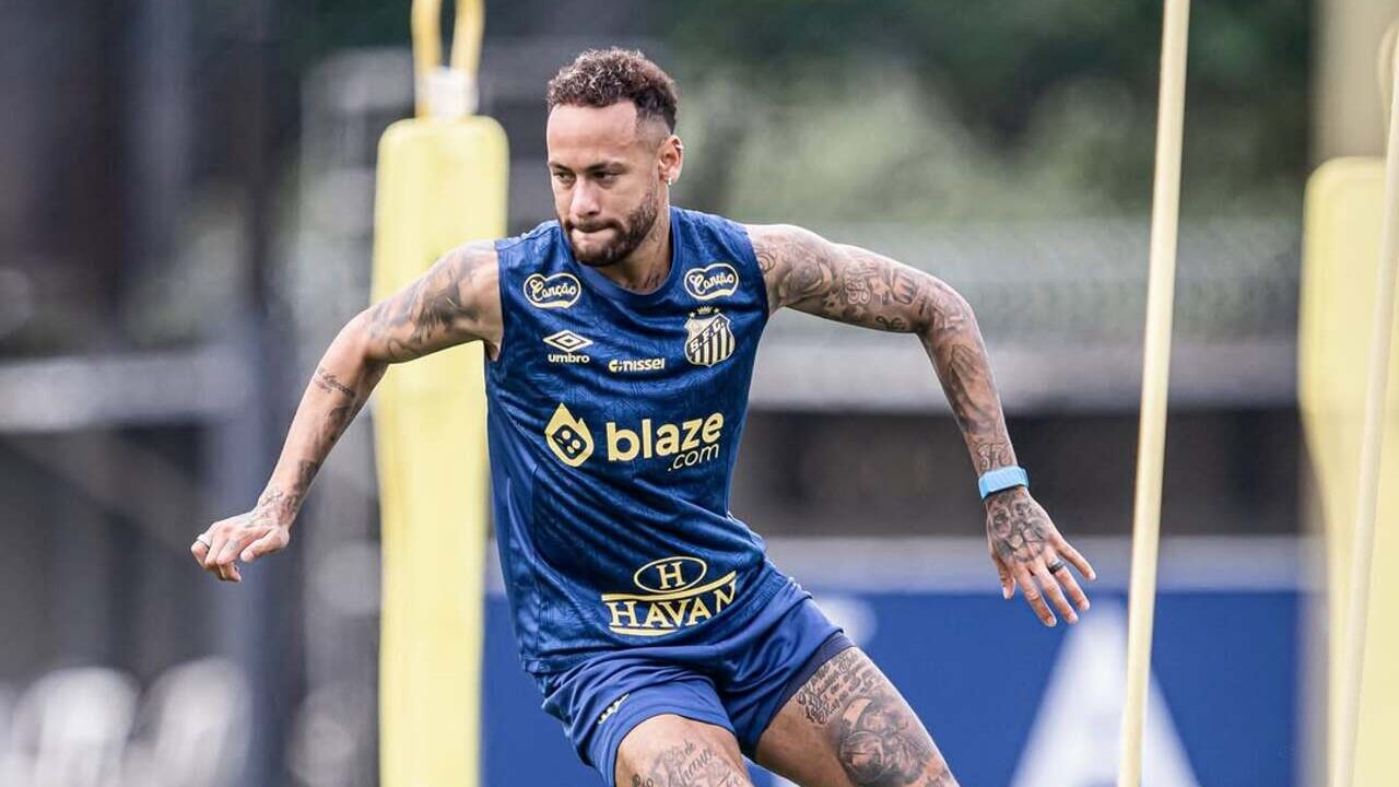 Neymar em campo mostrando sua habilidade e intensidade