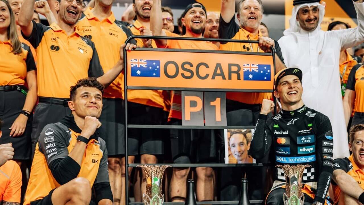 Oscar Piastri celebrando vitória na Fórmula 1
