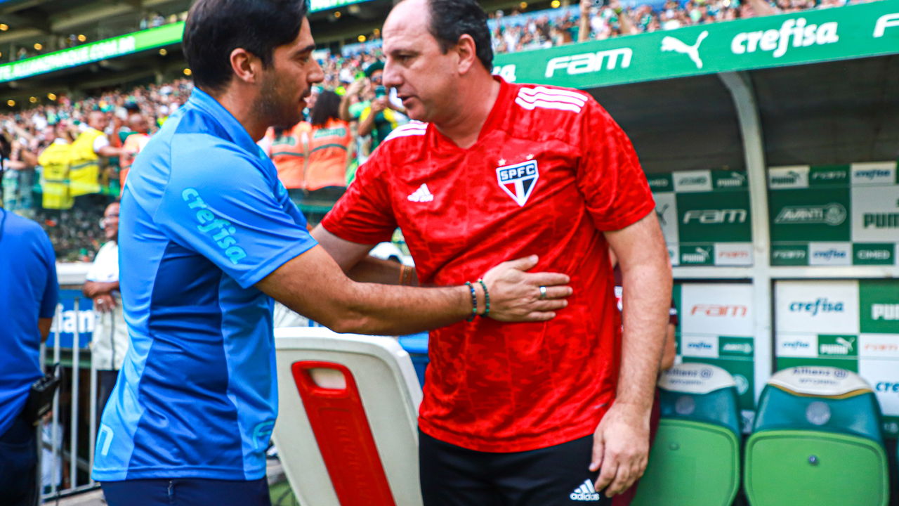 Rogério Ceni, o ícone da fidelidade no futebol brasileiro