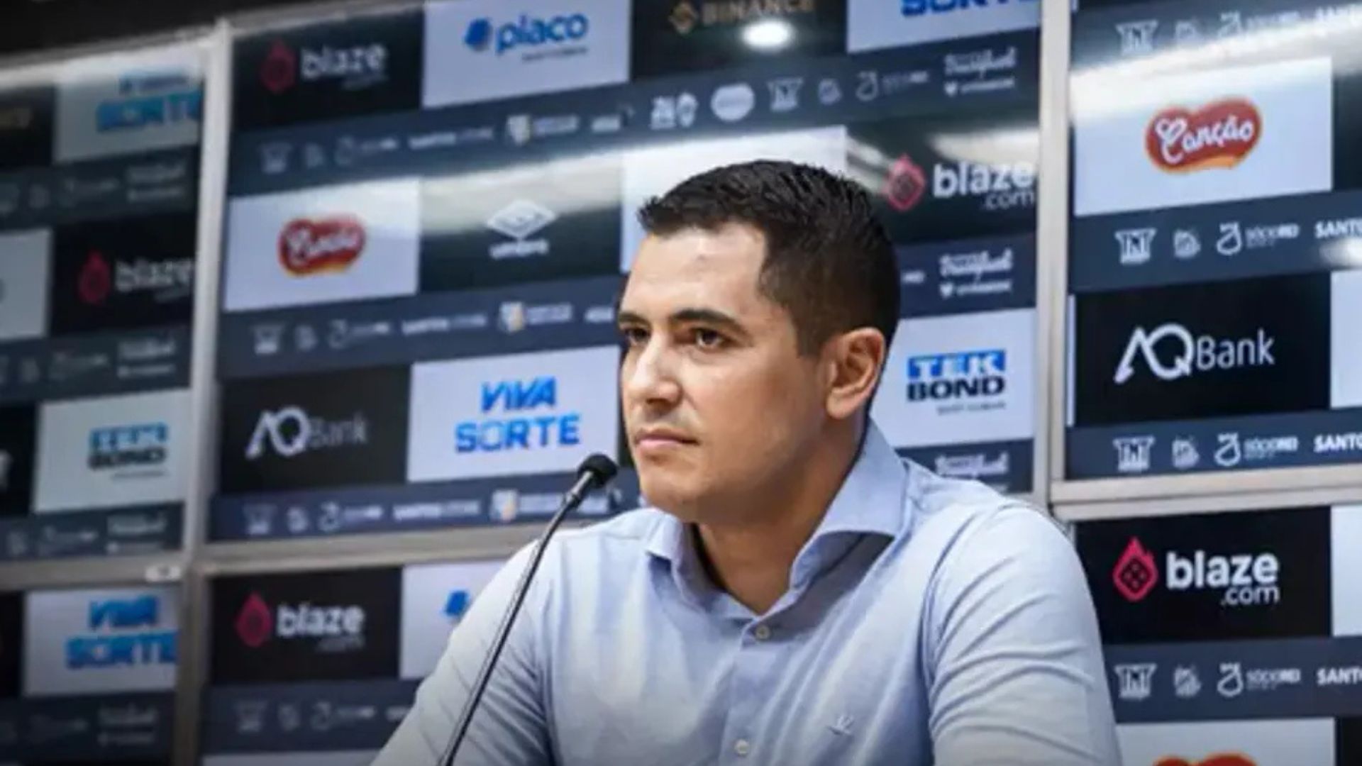 Alexandre Mattos, executivo do Cruzeiro, alvo de interesse do Santos para liderar o departamento de futebol
